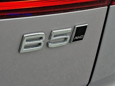2026 Volvo XC60 B5 AWD Plus