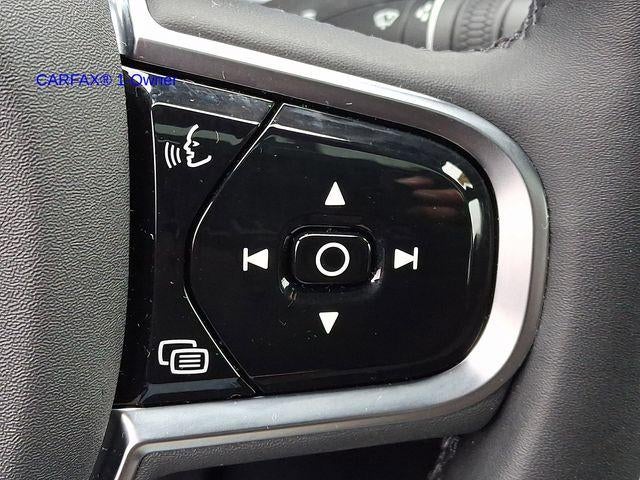 2025 Volvo XC60 B5 AWD Ultra