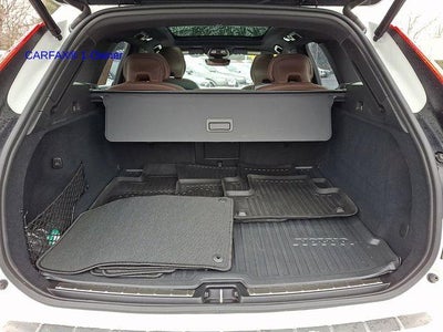 2025 Volvo XC60 B5 AWD Ultra