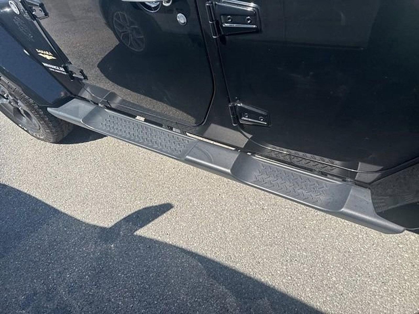 2015 Jeep Wrangler Unlimited 4WD 4dr Sahara