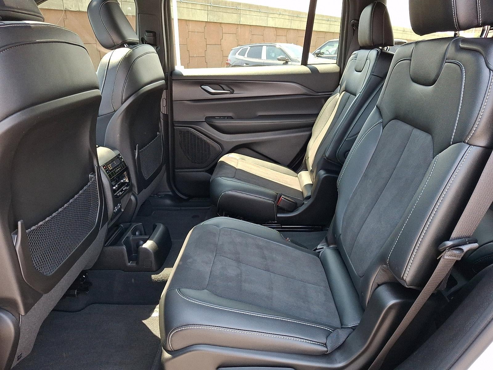 2024 Jeep Grand Cherokee L Altitude X 4x2