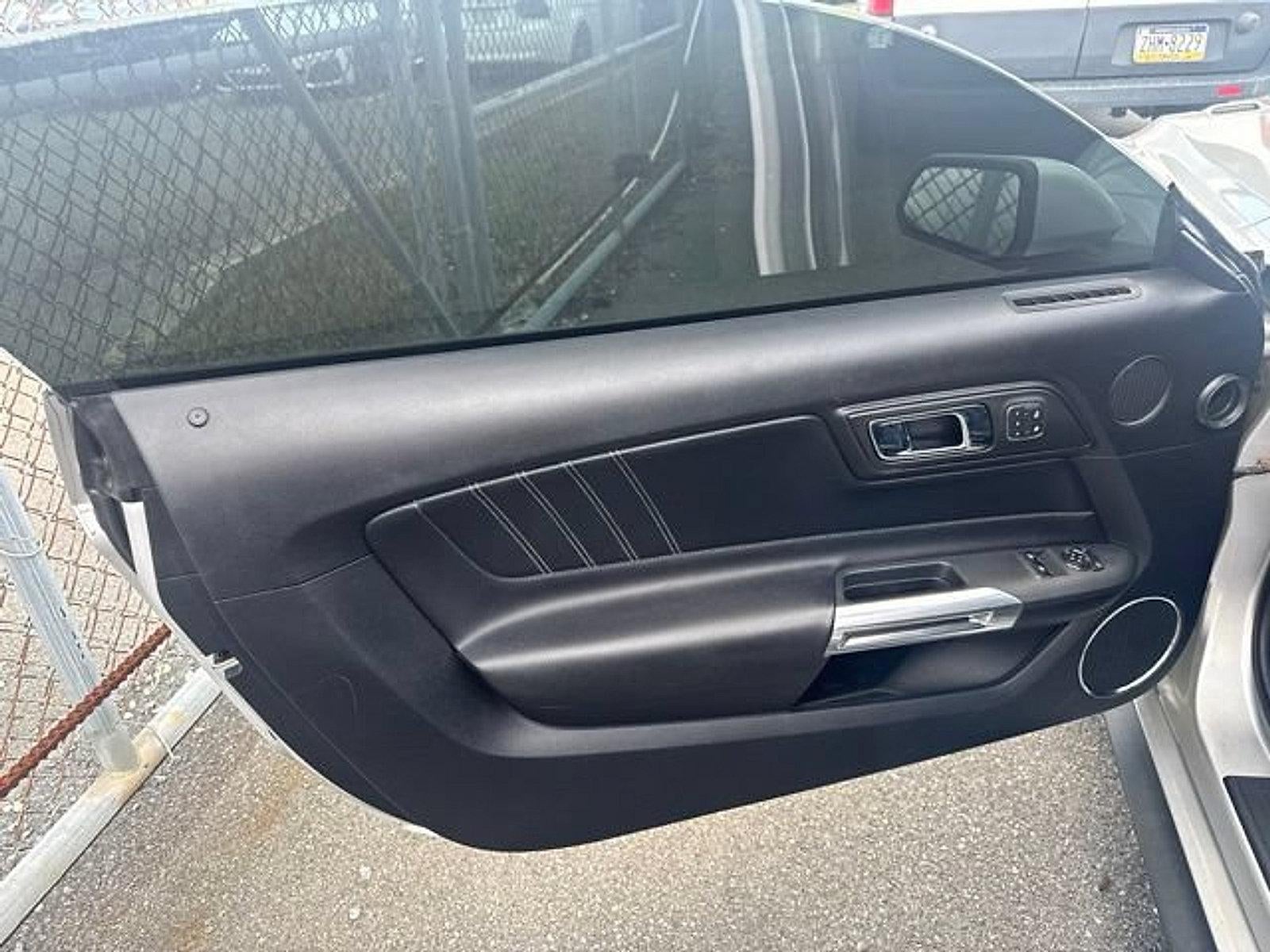 2016 Ford Mustang 2dr Fastback GT Premium