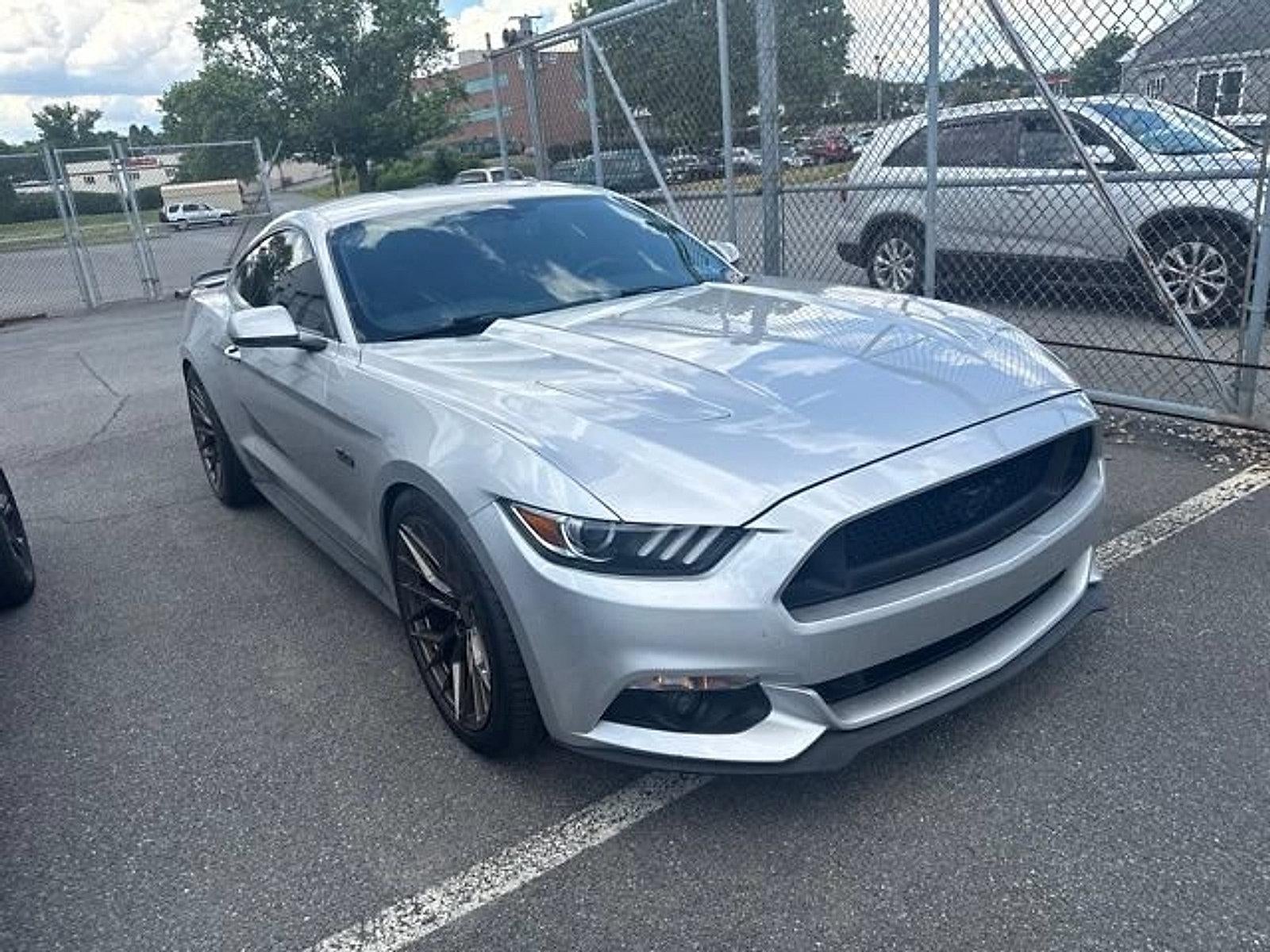 2016 Ford Mustang 2dr Fastback GT Premium