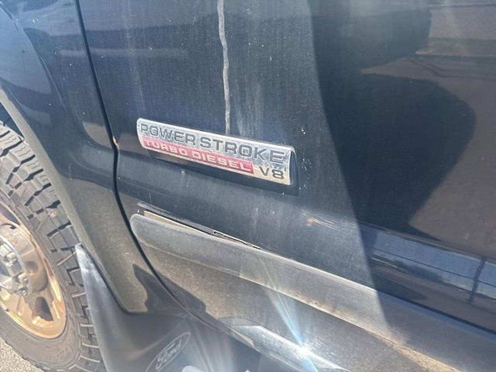 2005 Ford Super Duty F-350 SRW Lariat