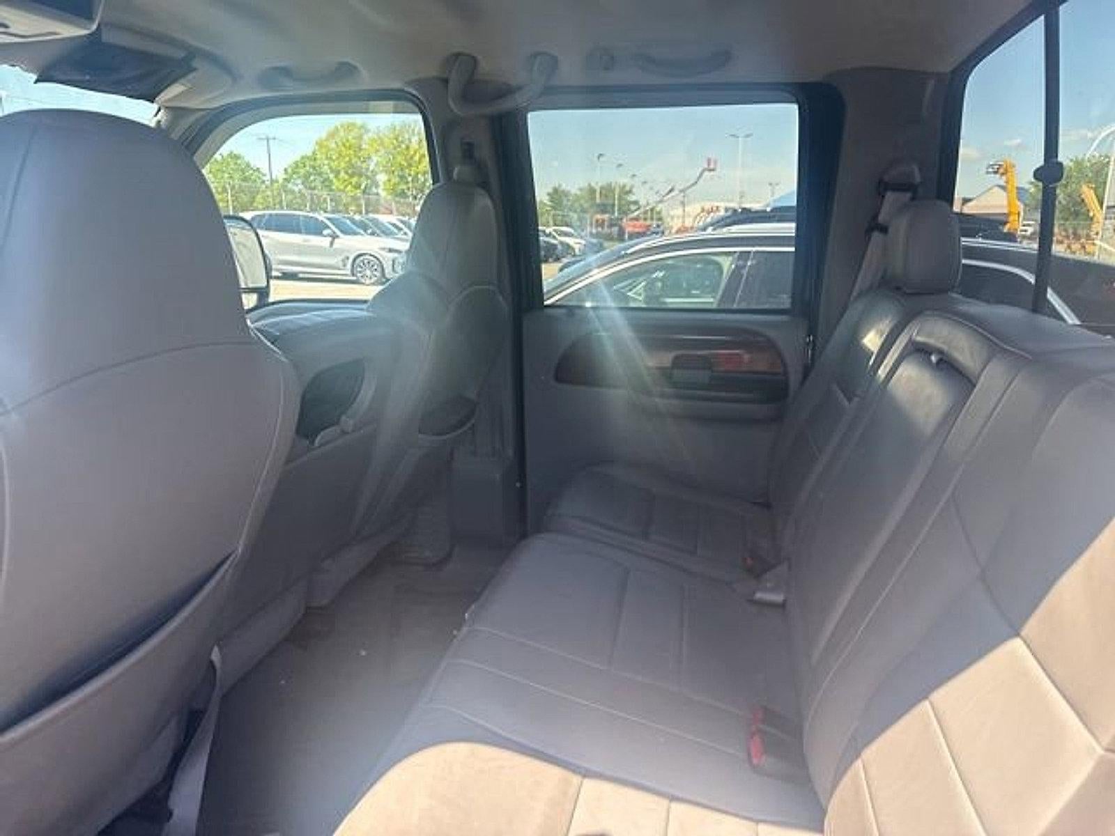 2005 Ford Super Duty F-350 SRW Lariat