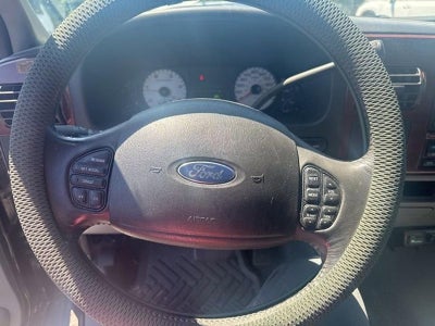 2005 Ford Super Duty F-350 SRW Lariat
