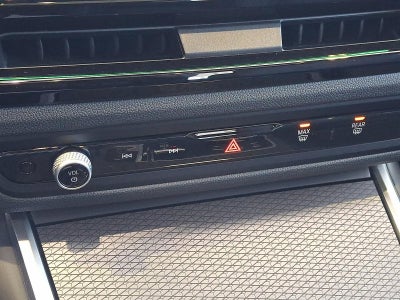 2025 BMW 330i xDrive Sedan