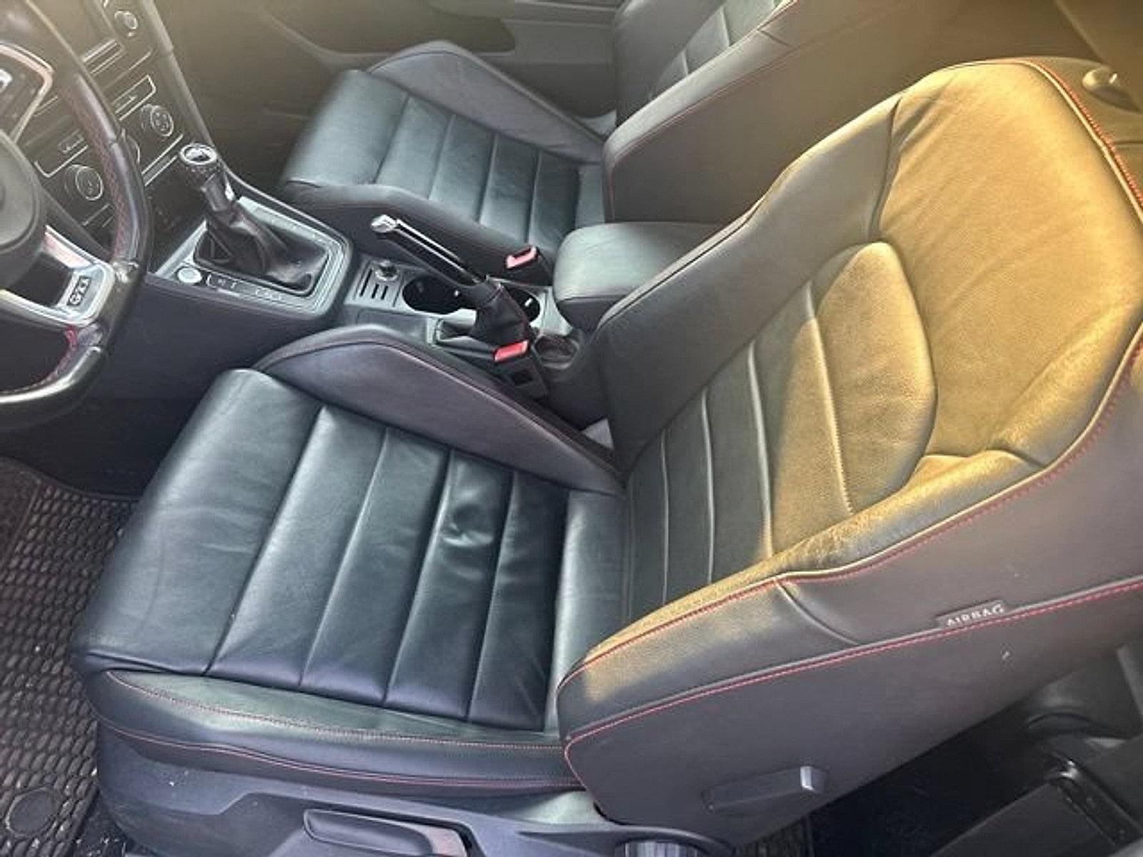 2016 Volkswagen Golf GTI 2dr HB Man SE w/Performance Pkg