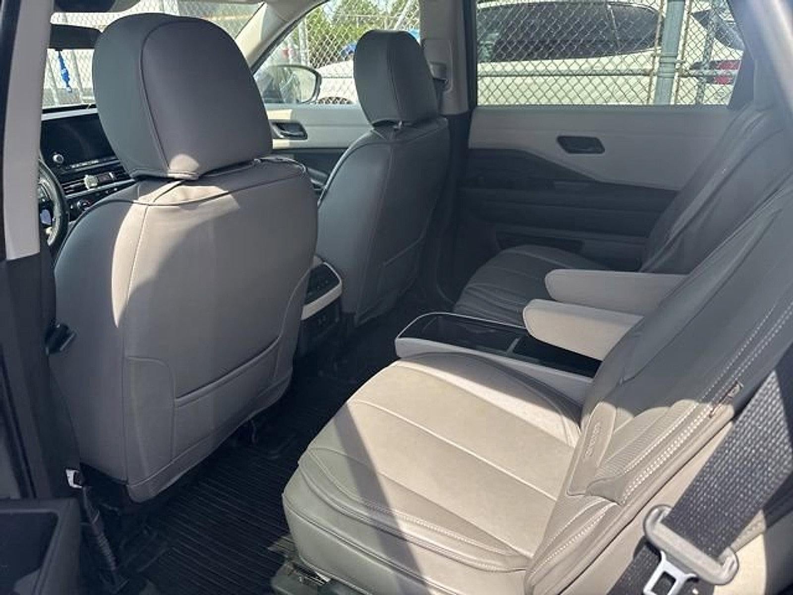 2023 Nissan Pathfinder SV 4WD