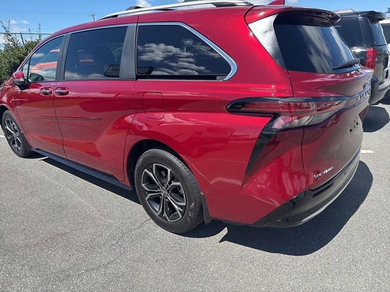 2025 Toyota Sienna Platinum AWD 7-Passenger (GS)