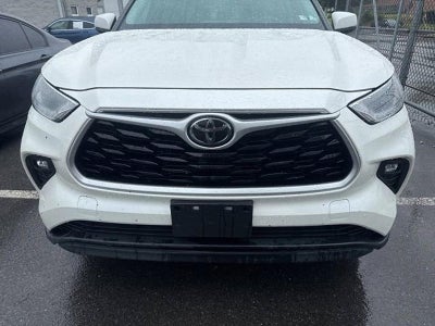 2021 Toyota Highlander XLE AWD (Natl)