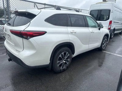 2021 Toyota Highlander XLE AWD (Natl)