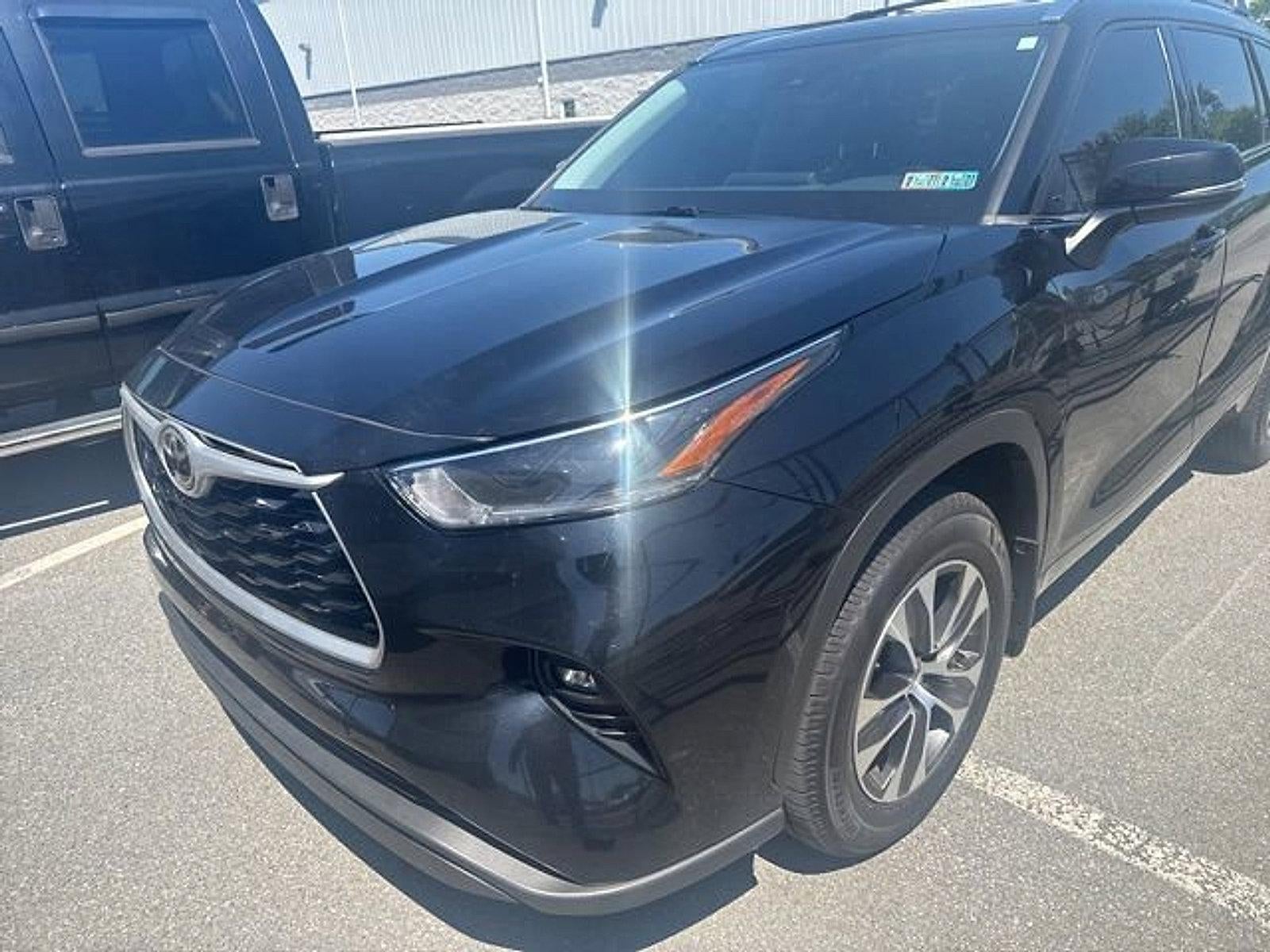 2021 Toyota Highlander XLE AWD (Natl)