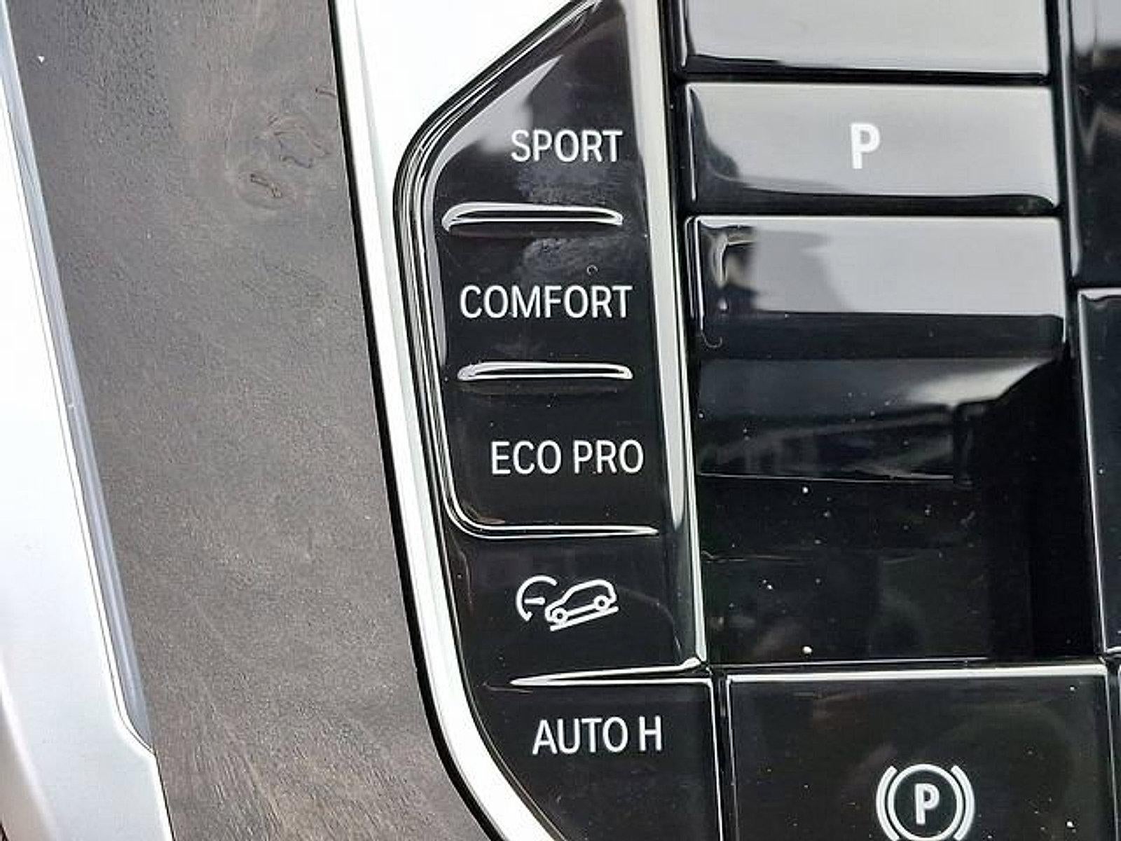2026 BMW X7 xDrive40i Sports Activity Vehicle