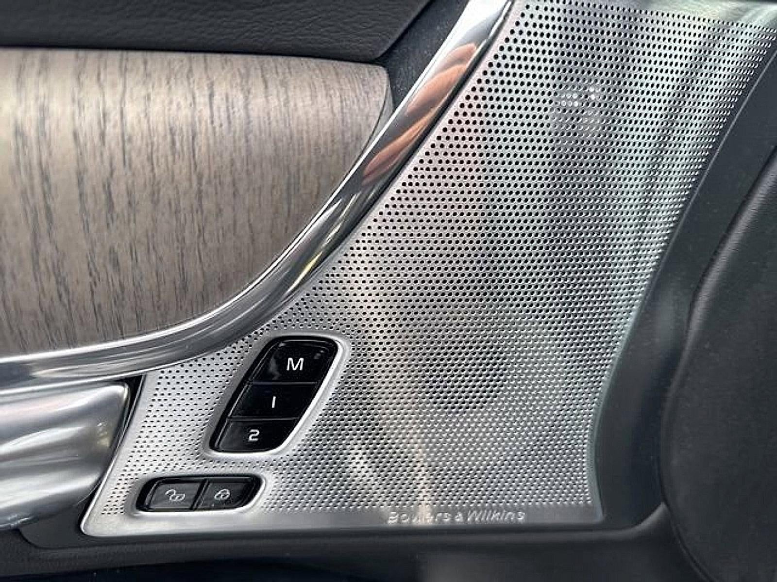 2022 Volvo S90 Recharge Plug-In Hybrid T8 eAWD PHEV R-Design Extended Range