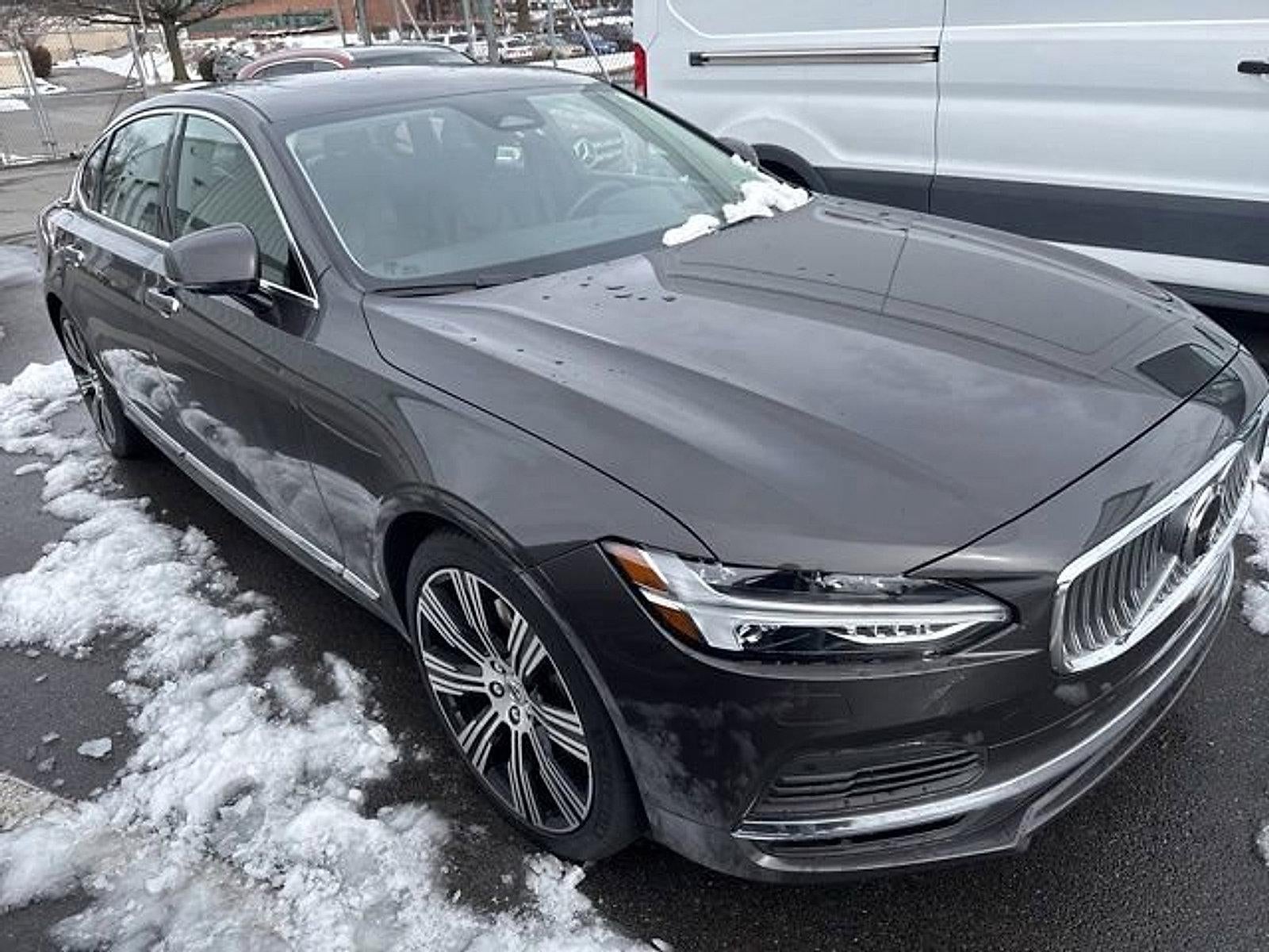 2022 Volvo S90 Recharge Plug-In Hybrid T8 eAWD PHEV R-Design Extended Range