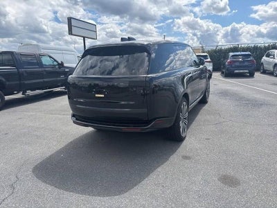 2025 Land Rover Range Rover P400 SE LWB 7 Seat
