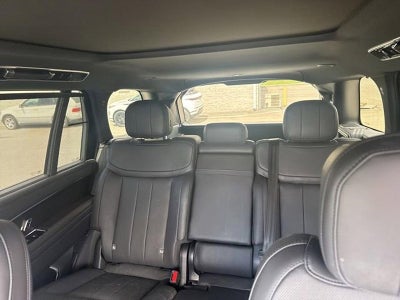 2025 Land Rover Range Rover P400 SE LWB 7 Seat
