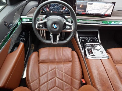 2023 BMW 760i xDrive Sedan