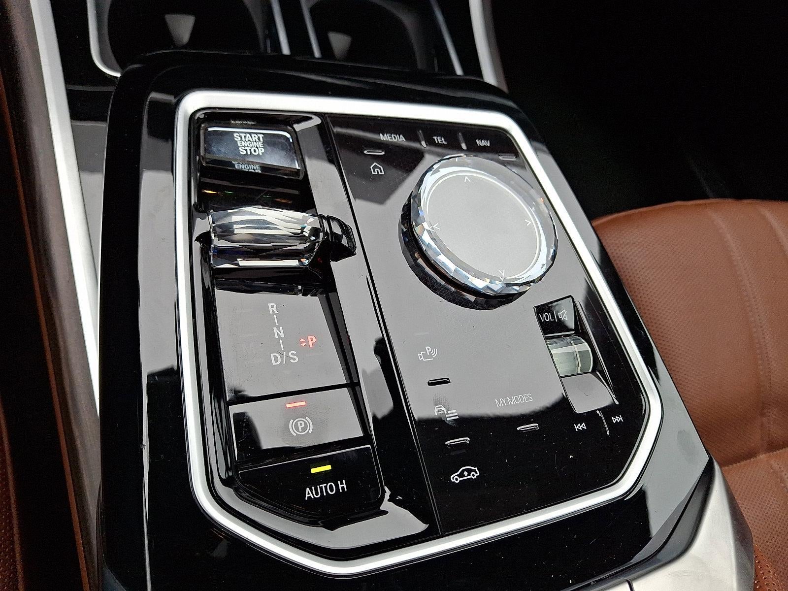 2023 BMW 760i xDrive Sedan