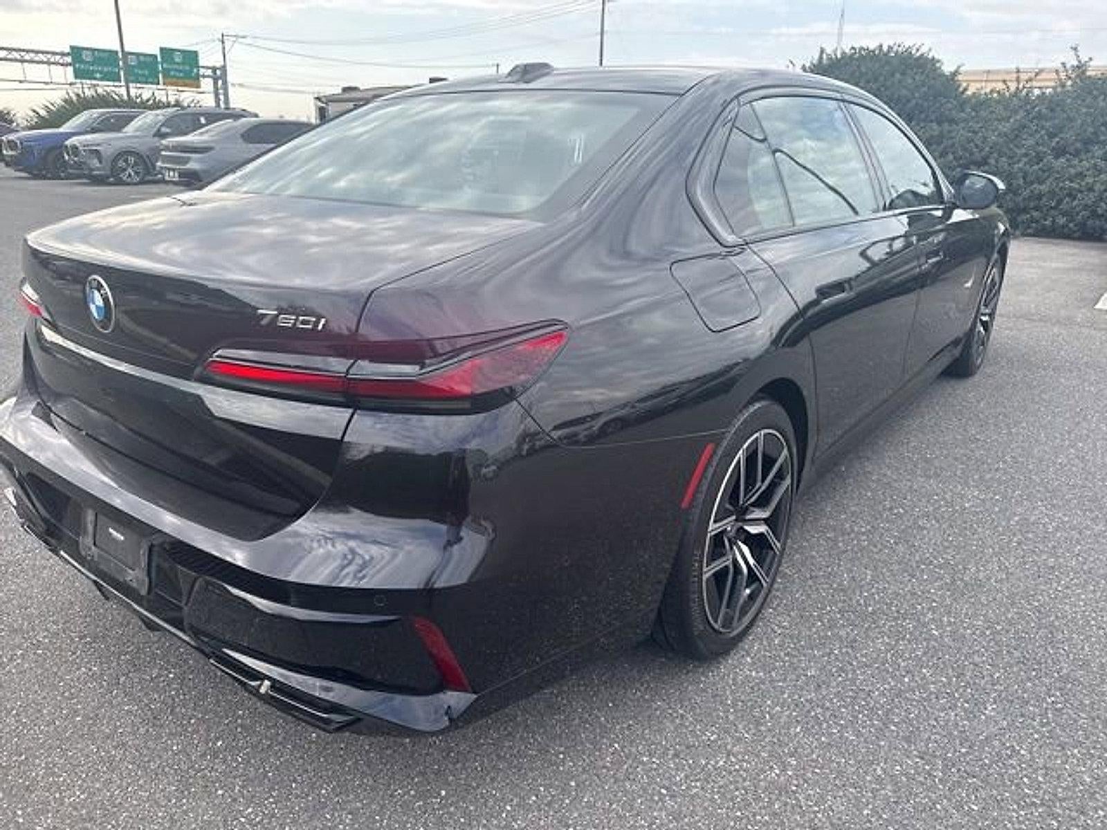 2023 BMW 760i xDrive Sedan