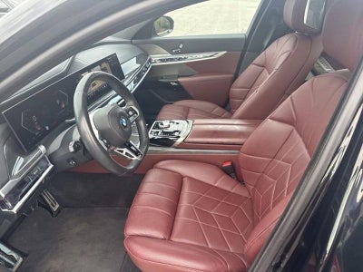 2023 BMW 760i xDrive Sedan