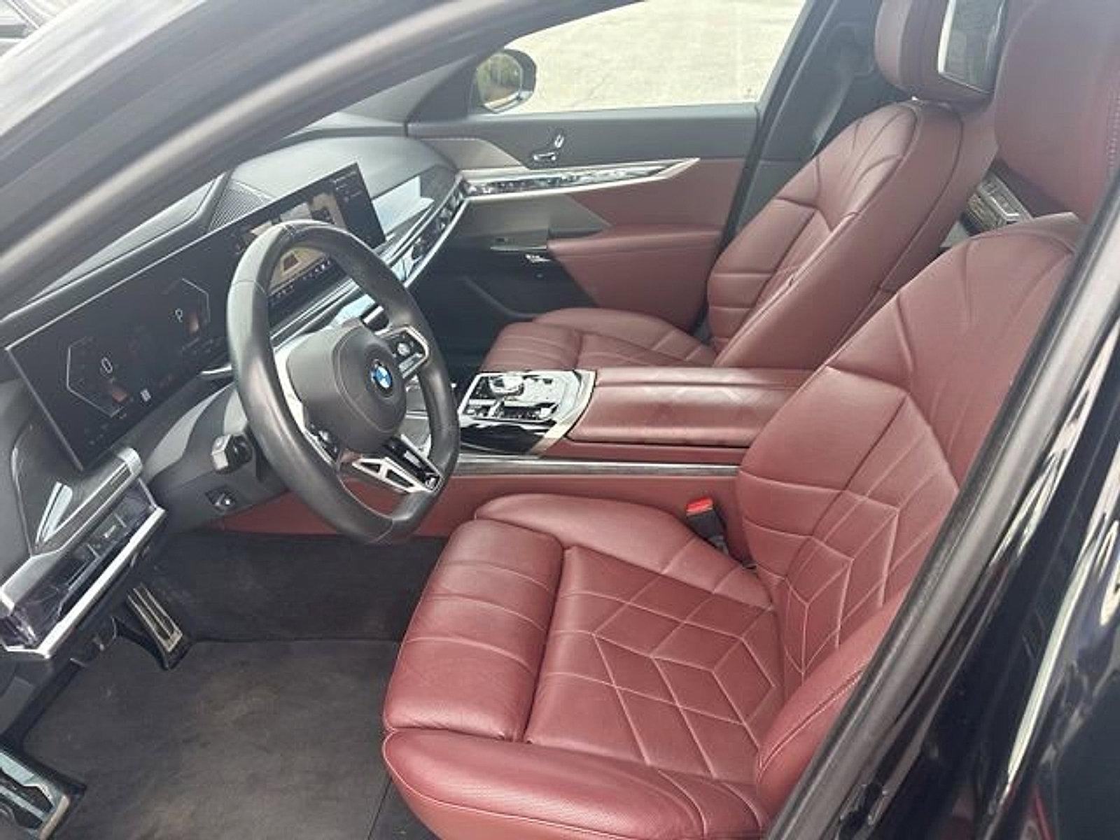 2023 BMW 760i xDrive Sedan