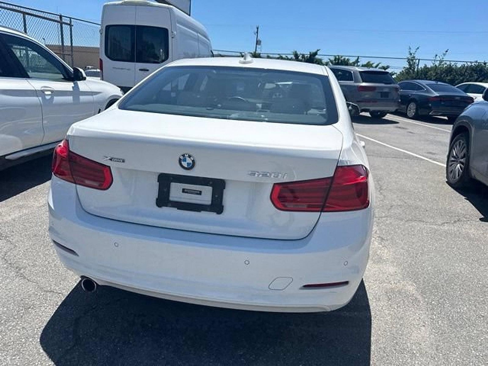 2018 BMW 320i xDrive Sedan