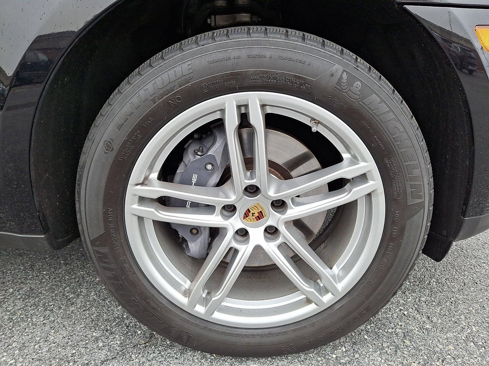 2021 Porsche Macan AWD