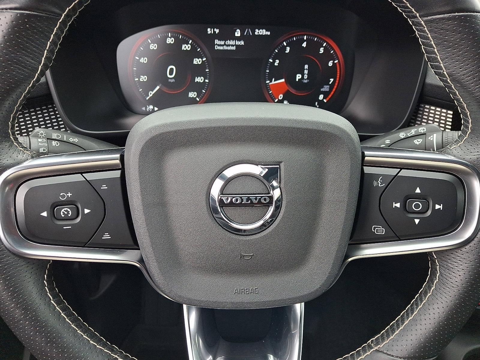 2021 Volvo XC40 T5 AWD R-Design