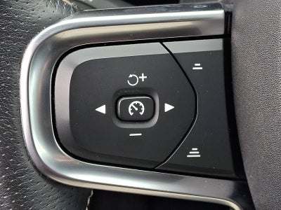 2021 Volvo XC40 T5 AWD R-Design