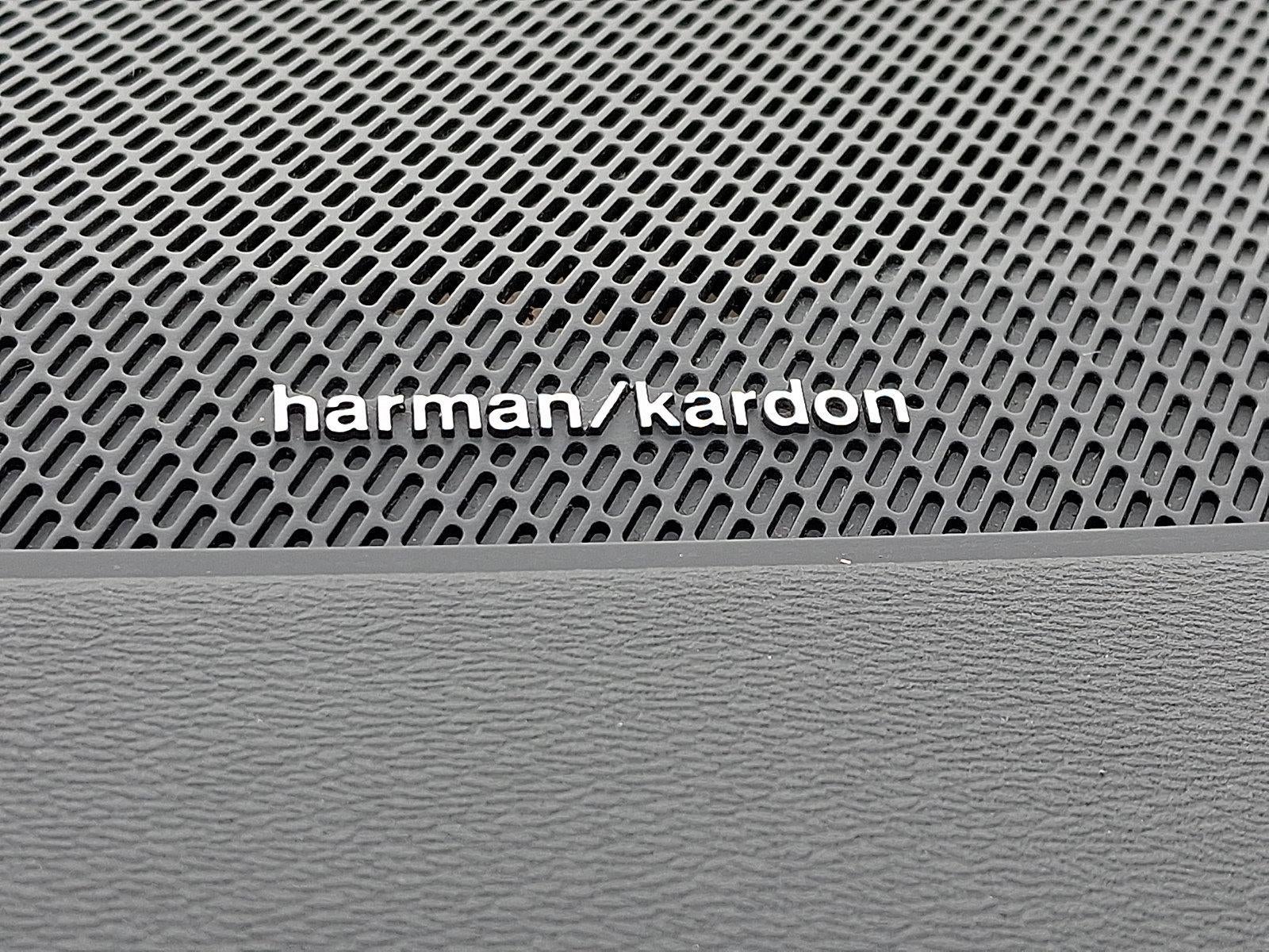 2021 Volvo XC40 T5 AWD R-Design