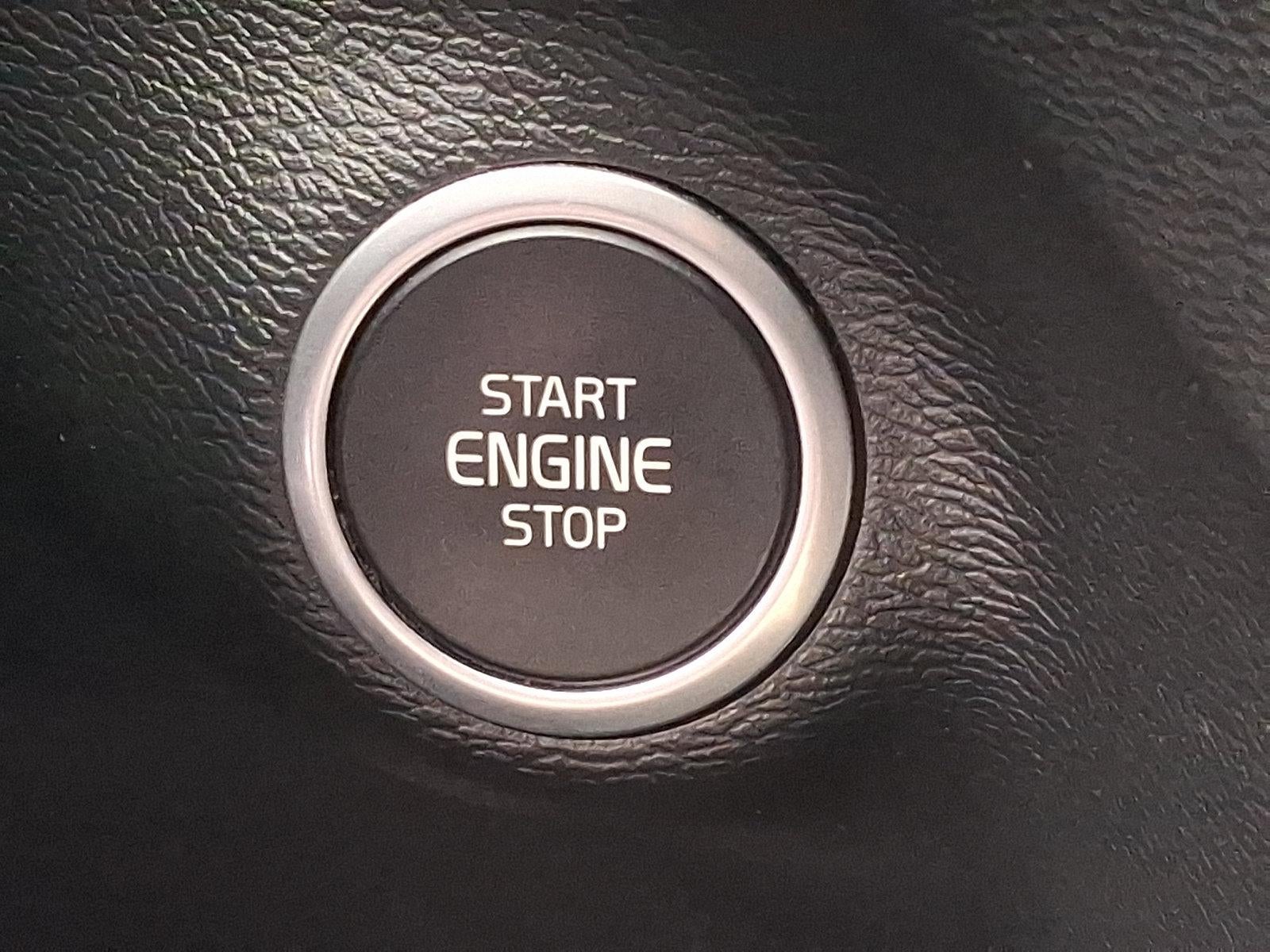 2021 Volvo XC40 T5 AWD R-Design