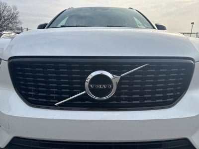2020 Volvo XC40 T5 AWD R-Design