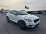 2020 Volvo XC40 T5 AWD R-Design