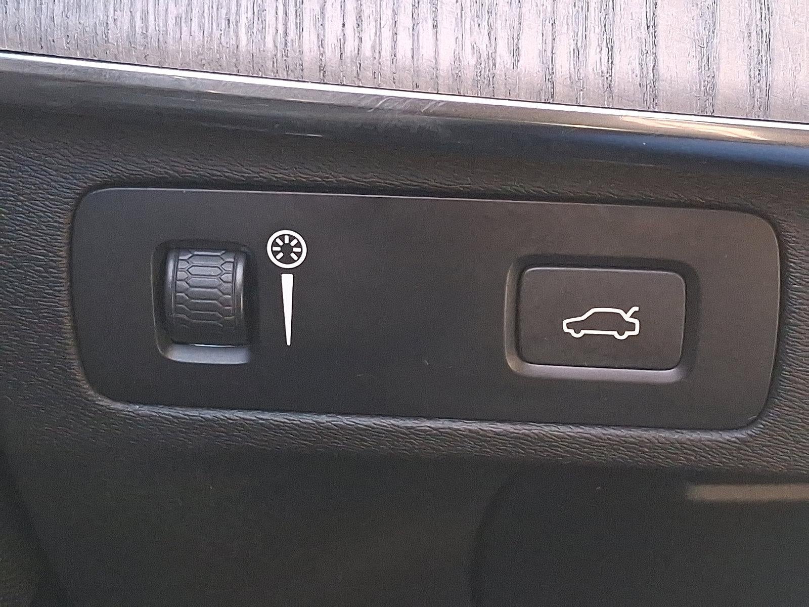 2022 Volvo XC90 T6 AWD Inscription 6P