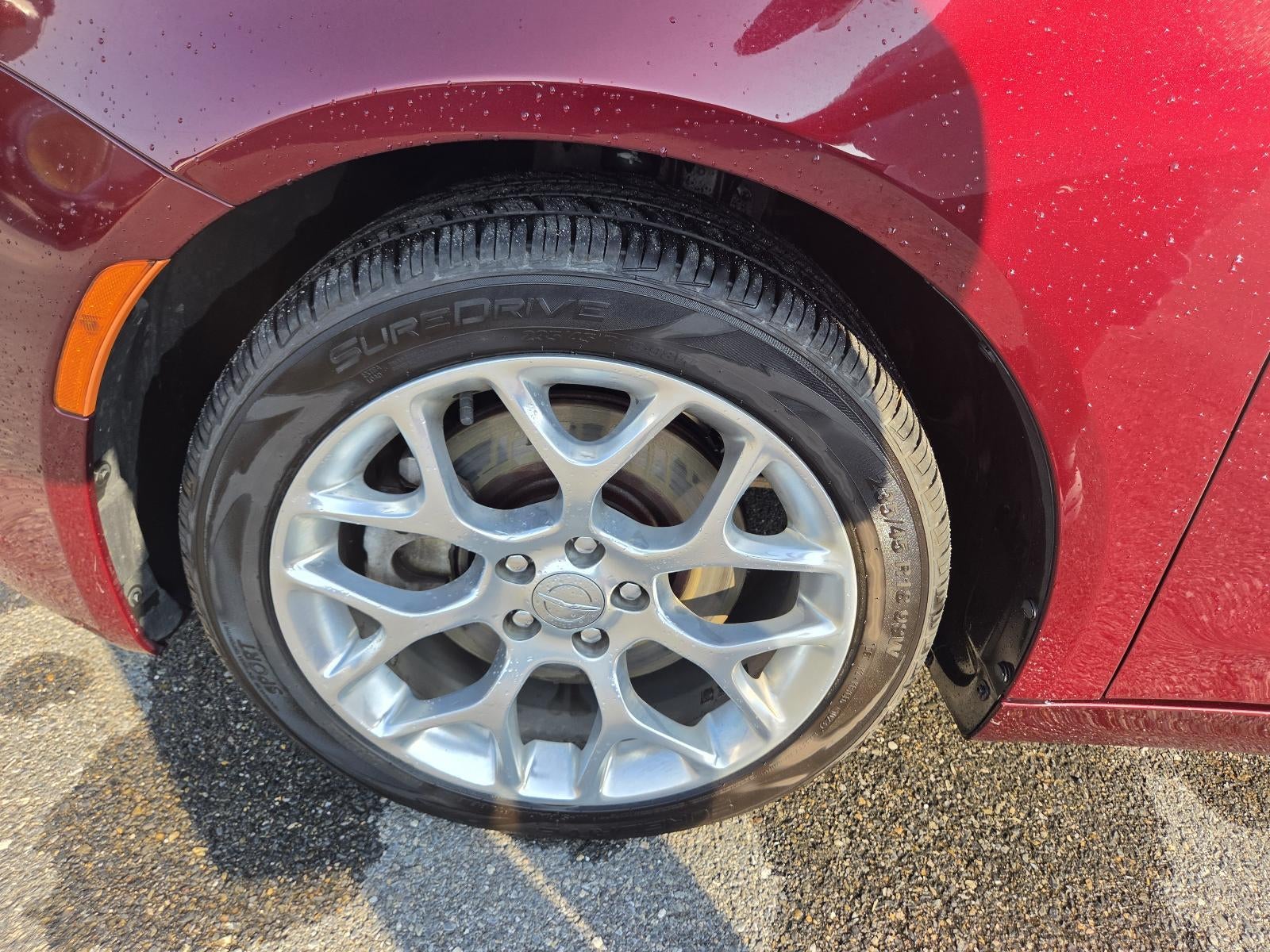 2015 Chrysler 200 4dr Sdn C AWD