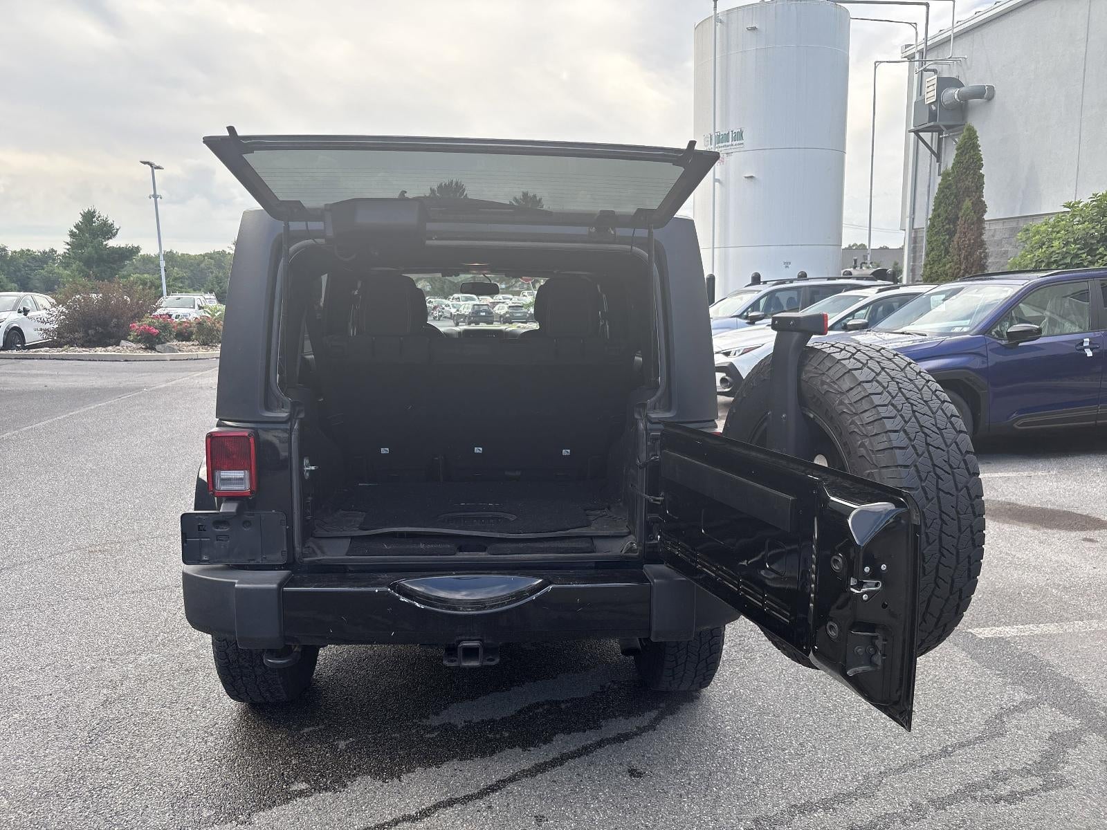 2017 Jeep Wrangler Unlimited Sahara 4x4