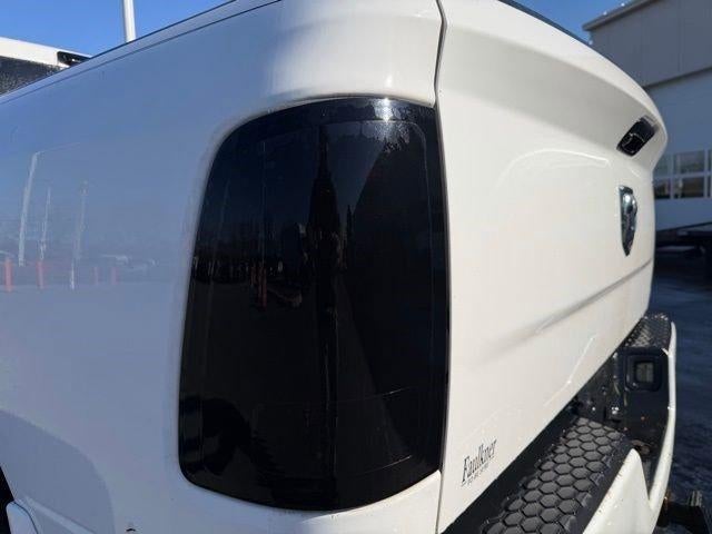 2014 RAM 1500 4WD Quad Cab 6.4 Ft Box Sport