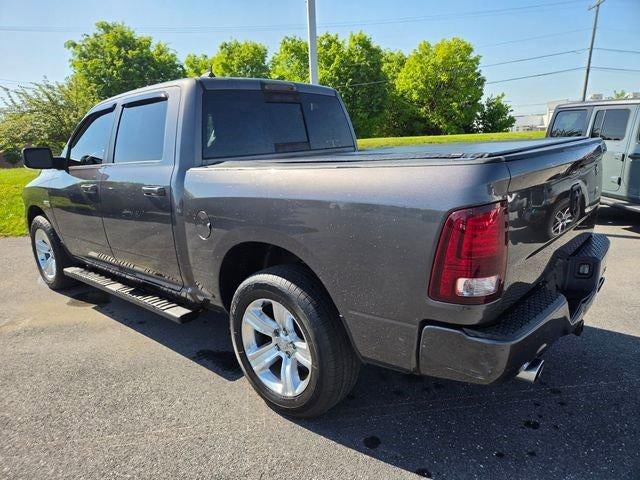 2015 RAM 1500 4WD Crew Cab 5.7 Ft Box Sport