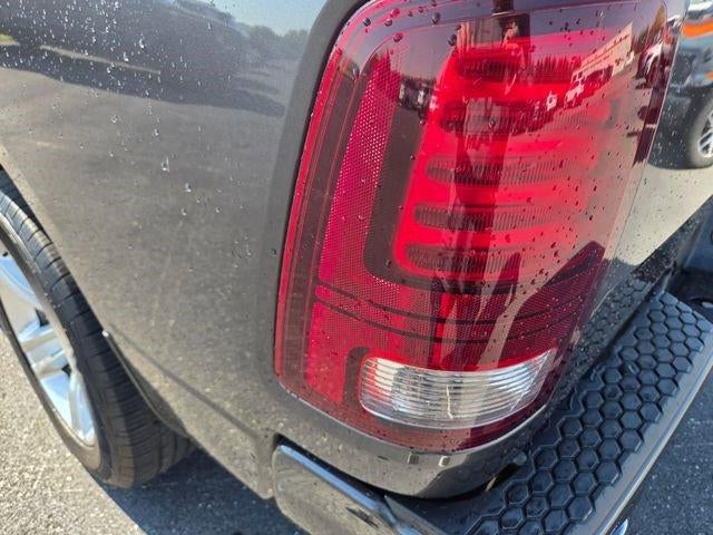 2015 RAM 1500 4WD Crew Cab 5.7 Ft Box Sport