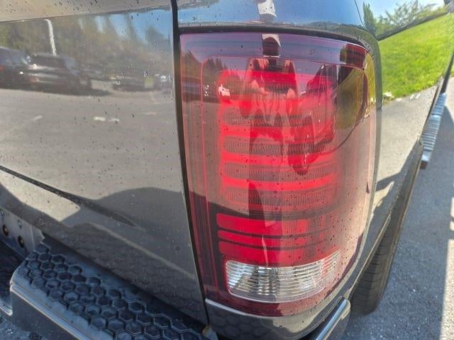 2015 RAM 1500 4WD Crew Cab 5.7 Ft Box Sport