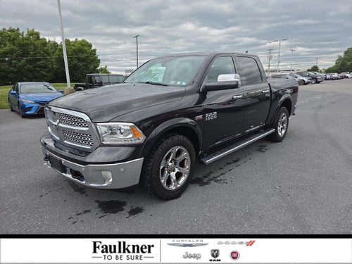 2017 RAM 1500 Laramie 4x4 Crew Cab 5'7" Box