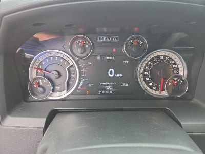 2017 RAM 1500 Laramie 4x4 Crew Cab 5'7" Box