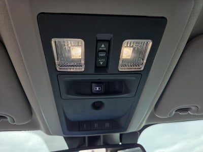 2017 RAM 1500 Laramie 4x4 Crew Cab 5'7" Box