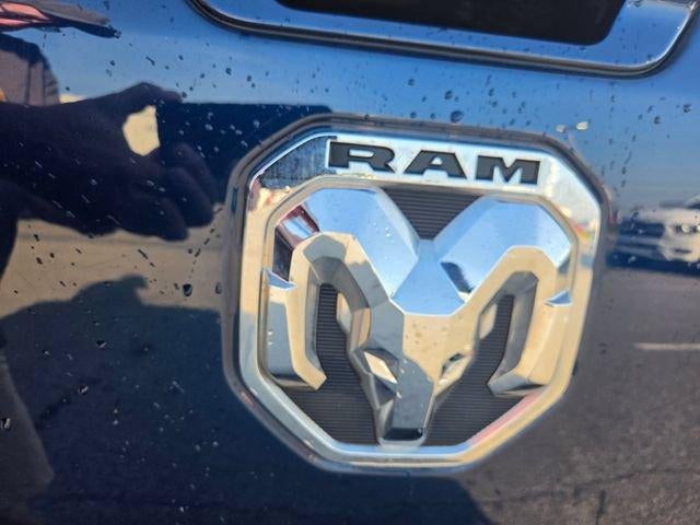 2020 RAM 1500 Big Horn 4x4 Quad Cab 6'4" Box