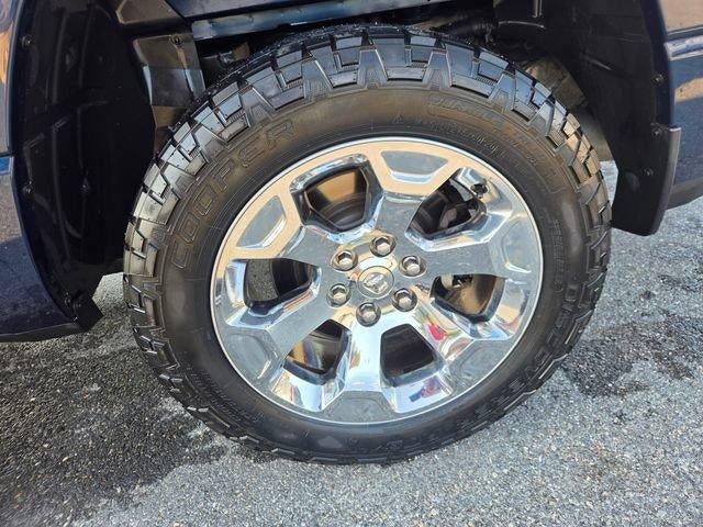2020 RAM 1500 Big Horn 4x4 Quad Cab 6'4" Box