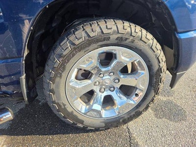 2020 RAM 1500 Big Horn 4x4 Quad Cab 6'4" Box