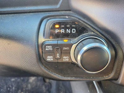 2020 RAM 1500 Big Horn 4x4 Quad Cab 6'4" Box