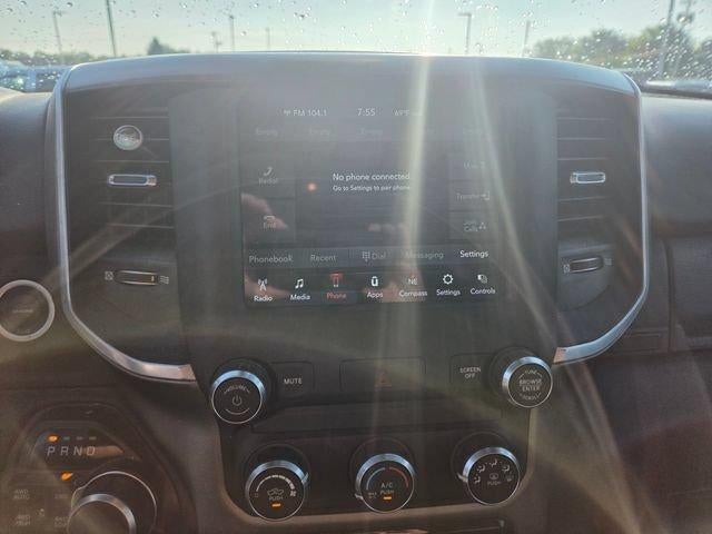 2020 RAM 1500 Big Horn 4x4 Quad Cab 6'4" Box